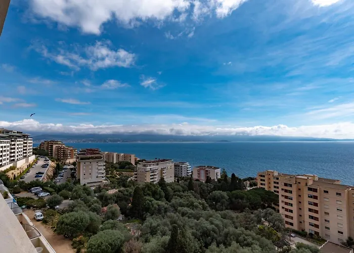 Appartement refait à neuf Ajaccio vue mer